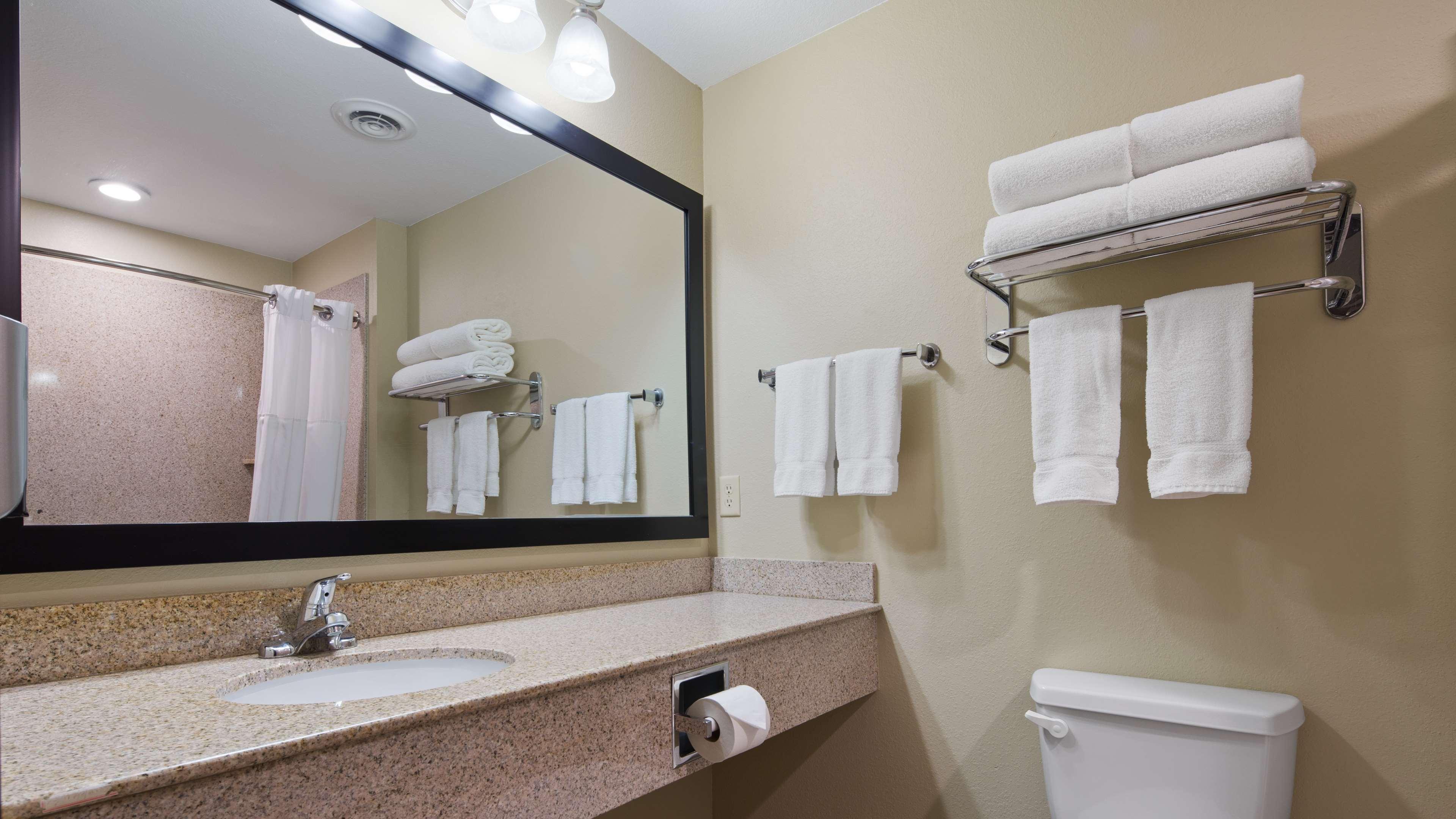 Best Western Oasis Inn Canadian Экстерьер фото