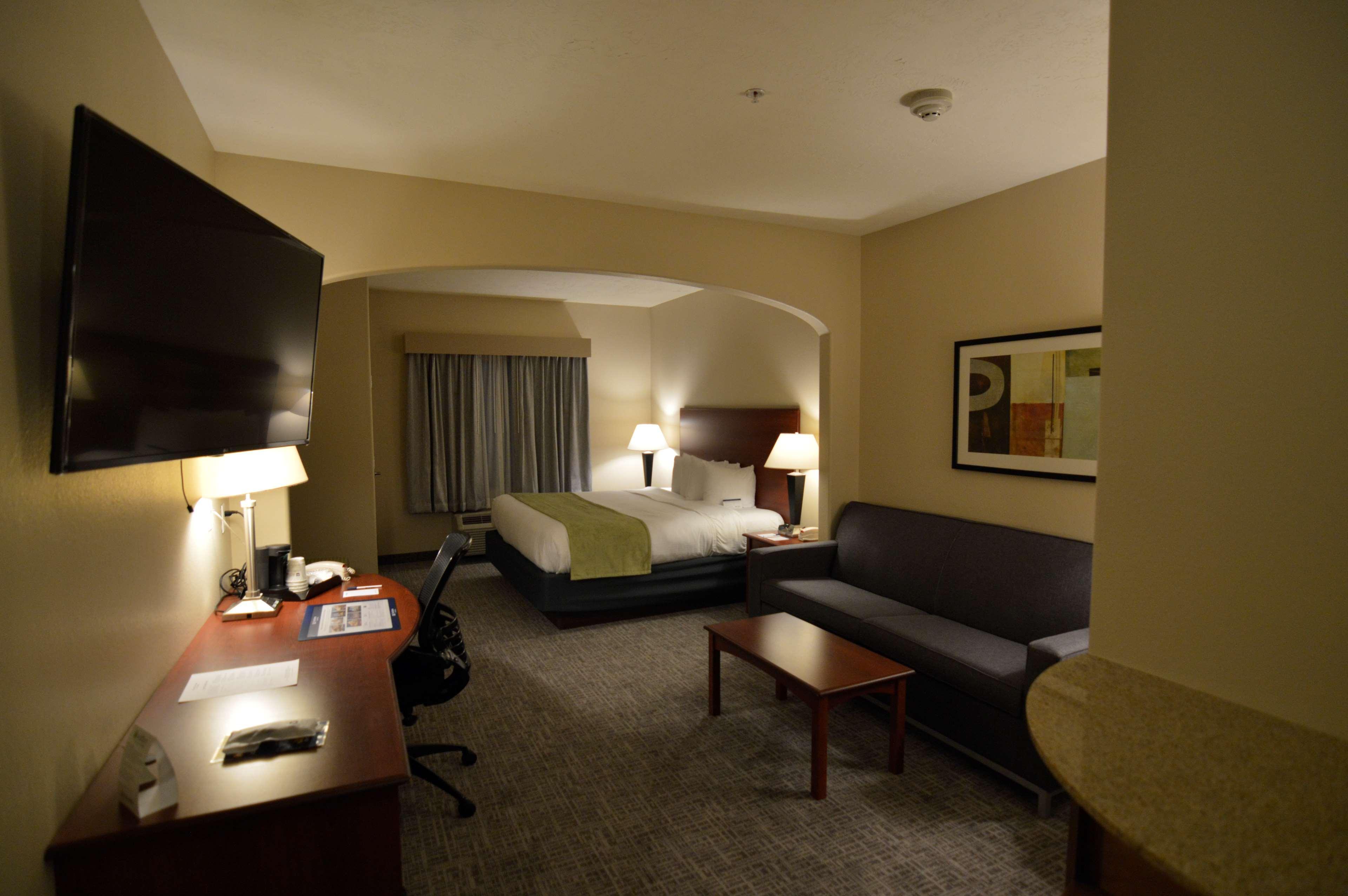 Best Western Oasis Inn Canadian Экстерьер фото