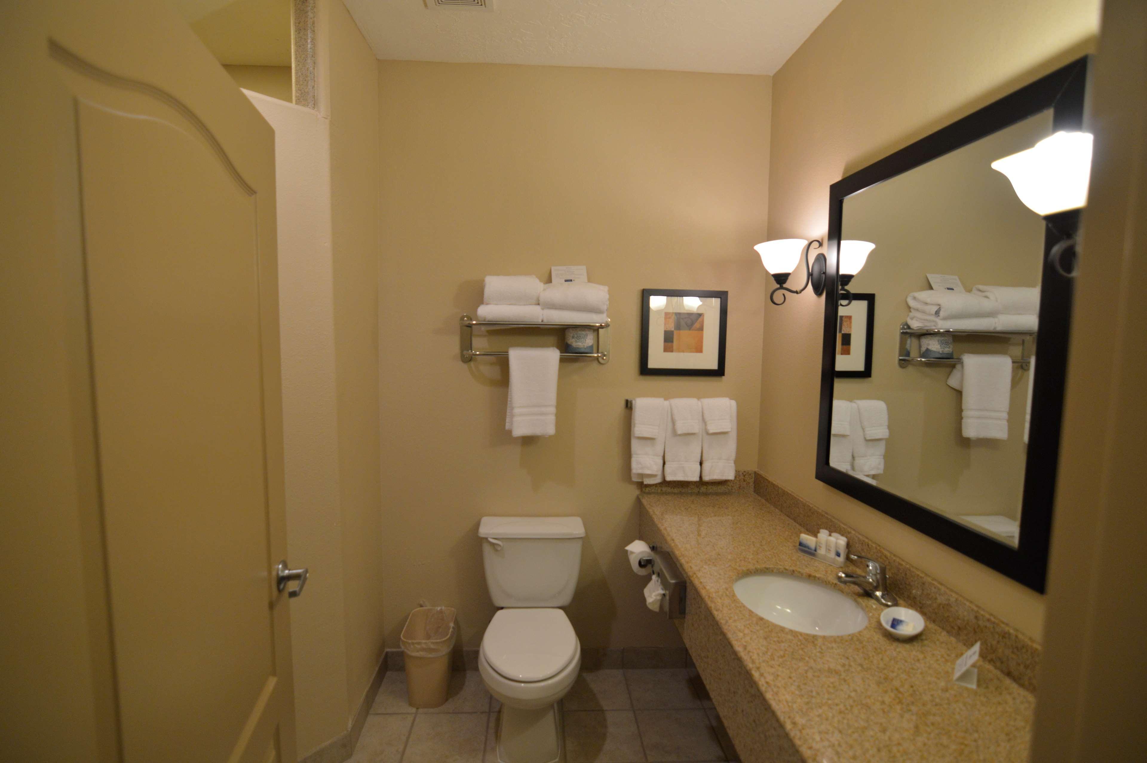 Best Western Oasis Inn Canadian Экстерьер фото