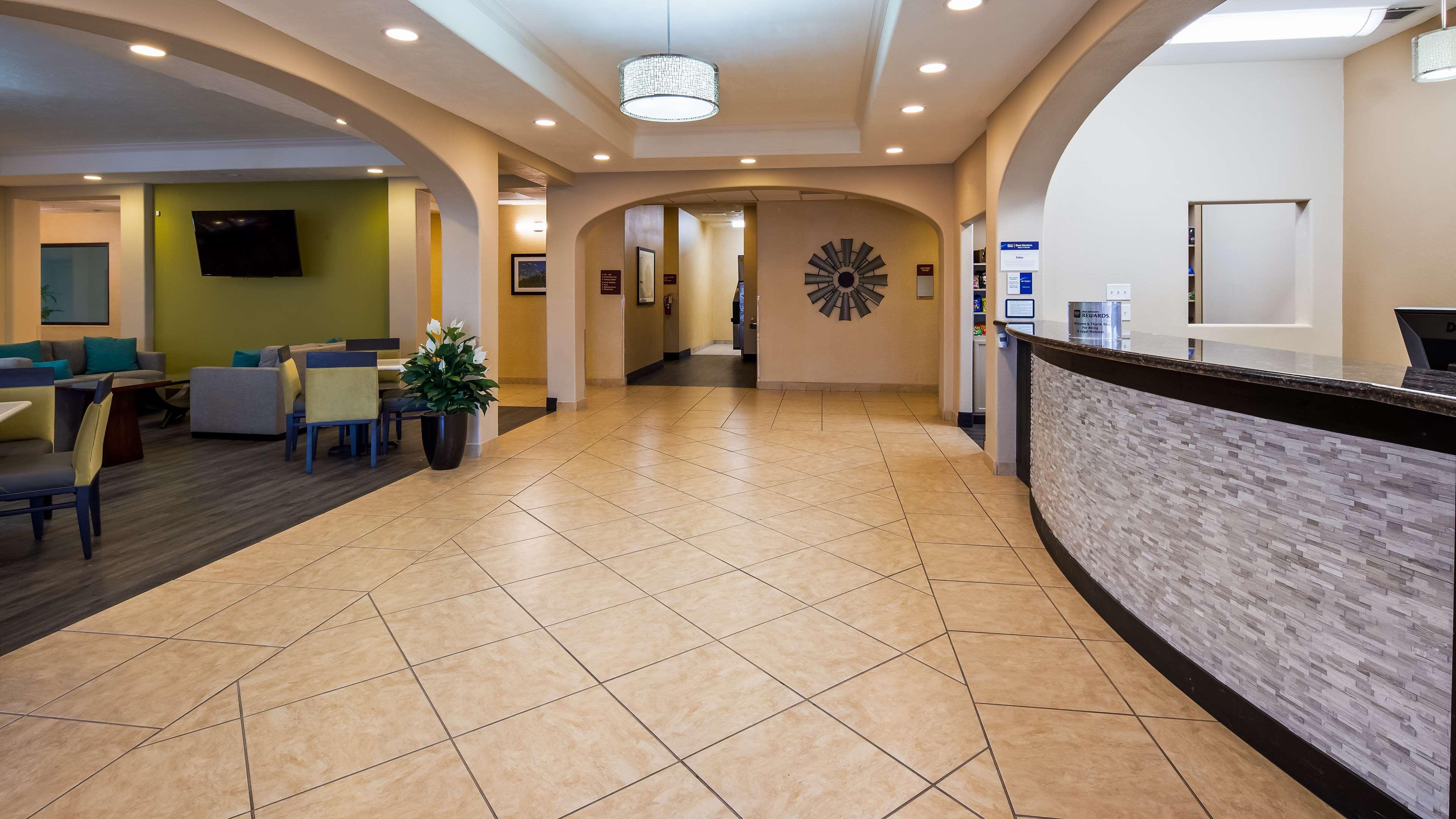 Best Western Oasis Inn Canadian Экстерьер фото